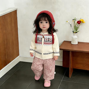 Tenue de printemps extrêmement élégante, pull en jacquard acrylique vintage Fair <span class=keywords><strong>Isle</strong></span>, vêtements d'automne pour bébés et tout-petits, vêtements élégants pour filles - Product Image 2