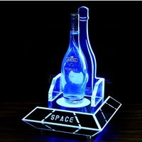 Étagère de présentation de bouteilles d'alcool en acrylique LED, présentoir à whisky en plastique, support de bouteilles de vin éclairé en acrylique pour bar