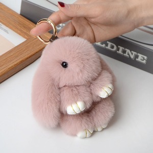 2026 Poupée Lapin 18 cm en Fausse Fourrure Douce et Mignonne, Pompon Moelleux, Pendentif Peluche, Porte-clés pour Voiture et Sac, Accessoire Lapin Pompon Moelleux - Product Image 2