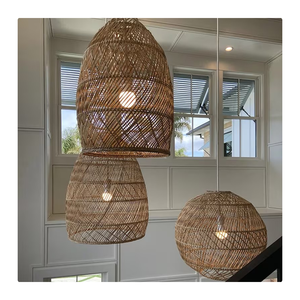 Venta al por mayor nuevo diseño duradero elegante pantalla de ratán luces colgantes de ratán linterna de ratán para decoración de Vietnam - Product Image 6