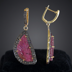 Pendientes de Plata de Ley Chapados en Oro con Piedra Natural de Rubí Vintage y Pluma, Hechos en Rajasthan para Mujer - Product Image 2