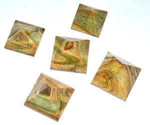 Proveedor de pirámide Natural al por mayor | Pirámides con manchas de jaspe de lujo - Product Image 1