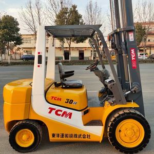 Montacargas Diésel Usado de Segunda Mano <span class=keywords><strong>Tcm</strong></span>, Capacidad de 2.5 Toneladas, Camión Montacargas, Apilador Hidráulico - Product Image 2