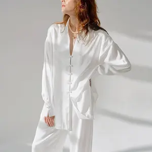Custom Odm/Oem Conjunto De Pijama Effen Kleur Losse Flare Homewear, Driekwart Mouw Satijnen Gewaad Pyjama Nachtkleding/