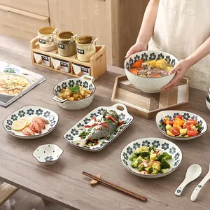 Ensemble de vaisselle rétro japonaise à usage domestique, design moderne, céramique sous glaçure comprenant des bols, assiettes, vaisselle et cuillères, coffret cadeau en porcelaine - Product Image 1