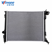 Nouveau radiateur YunChi pour Renault MEGANE IV 2016 MT Système de refroidissement 21410-8175R Radiateur Fournisseur fiable de systèmes de refroidissement automobile