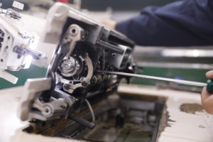 Bán buôn thông minh siêu tốc độ cao Tự động máy may công nghiệp overlock Máy may cho quần áo sản phẩm da - Product Image 6