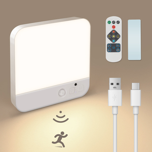 充電式 LED モーションセンサーライト 屋内天井ランプ ウォールライト 磁気マウント ホームデコレーション 調光機能とリモコン付き - Product Image 1