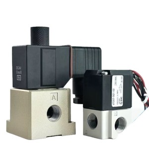 Vanne solénoïde SMC VT307-5G1-02 DC24V à commande pneumatique pour l'automatisation industrielle - Product Image 1