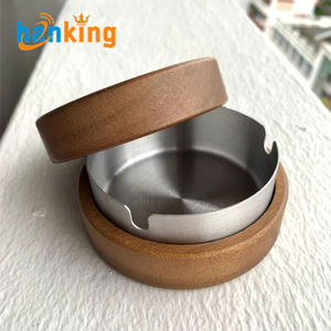 Ceniceros Creativos Ehanking con Tapa de Madera de Nogal, Cenicero de Acero Inoxidable Resistente al Viento para Fumar en la Oficina o el Hogar - Product Image 4