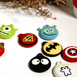 Collar de silicona para AirTags de Apple, funda de silicona con clip genuino para <span class=keywords><strong>airtag</strong></span> de apple, tacto suave, antipérdida, llavero - Product Image 3