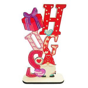 Decoraciones para fiestas temáticas del Día de San Valentín, tarjeta de felicitación creativa con elementos de gnomo y corazón, adorno de escritorio de madera - Product Image 1