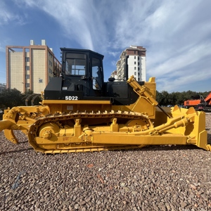 Motoniveladora de ruedas manual Shantui 140H con motor Cummins de 210HP y 175kW, modelo 2024, capacidad de nivelación de 23450KG y 4.6m, bomba 99% nueva de Shandong - Product Image 1