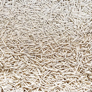 Areia para Gatos Super Aglomerante com Controle de Odores, Perfumada com Lavanda, Chá Verde, Pêssego, Soja e Tofu, em Formato de Tiras, Livre de Poeira e de Alta Qualidade - Product Image 3