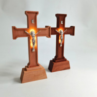 Veilleuse Croix Chrétienne Premium en Bois Jésus Crucifix Lumière d'Ambiance LED Décoration Artistique pour Maison Église Sans Fil pour Décoration de Chambre