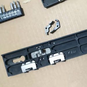 SCREEN Neuf CTP PTR PT-8300, 4100, 4000, 4300, 8000, 8000II, 8600, 8600S, 8600SL, 8600MS, 8800 Clips en V pour fixation tête ou queue - Product Image 1