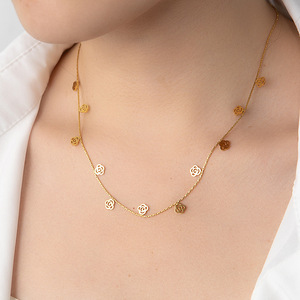 Moda impermeable Jewelry18k chapado en oro de acero inoxidable corazón estrella hoja colgante collar gargantilla cadena Collar para mujer - Product Image 2