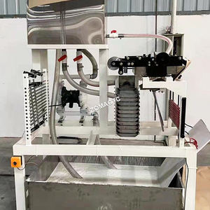 Machine de panneau d'angle automatique Angles d'anticollision Panneaux de bord Motif en V Protecteur d'angle en papier rond à angle droit - Product Image 4