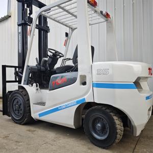 Montacargas Usado <span class=keywords><strong>TCM</strong></span> <span class=keywords><strong>35</strong></span> de 3.5 Toneladas con Motor Diésel en Buenas Condiciones, Precio Bajo, en Oferta - Product Image 4