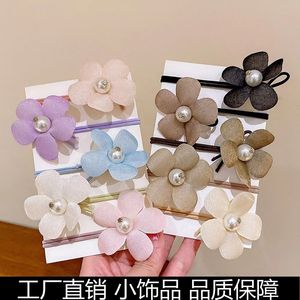 Coleteros de Tela con Centro de Perlas, Accesorios Casuales para el Cabello de Mujer, Colores Claros, Hechos a Mano, Verano 2023 - Product Image 5