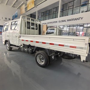 Camioneta Foton Nueva 4x2 con Plataforma Abatible, Doble Cabina, Cámara Trasera, Emisión Euro 2, Chasis Izquierdo en Venta - Product Image 4