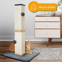 Arbre à chat moderne de luxe sur mesure en panneaux de particules, grand, gris, en sisal moelleux, avec griffoirs et lit