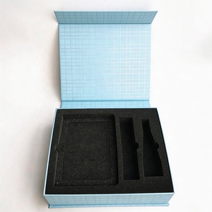 Boîte cadeau en carton en forme de <span class=keywords><strong>livre</strong></span> avec fermeture magnétique sur mesure, avec plateau en mousse - Product Image 3