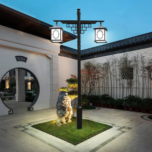 Lampe de jardin solaire de style antique à double tête LED de 3 m pour villa et communauté résidentielle - Product Image 3