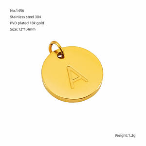 Colgante pequeño chapado en oro de 18 quilates, 26 letras en inglés, accesorios de joyería DIY para niños, tema religioso cristiano - Product Image 6