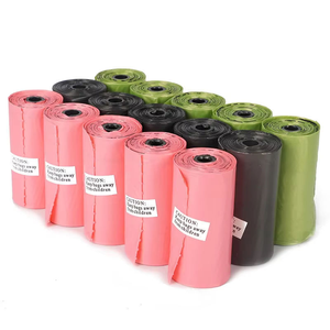 Sacs à déjections pour animaux de compagnie verts, imperméables, en rouleaux, avec distributeur en silicone et mousqueton pour les promenades en extérieur - Product Image 3