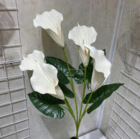 Bouquet de 5 fleurs de lys artificielles en gros pour la décoration de la maison et de mariage