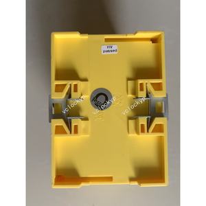 DISPOSITIVO DE MONITOREO DE AISLAMIENTO BENDER IR470LY-4021 USADO - Product Image 3