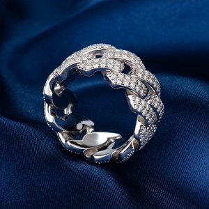 Anillo de Plata 925 de Alta Calidad con Incrustaciones de Moissanita Estilo Cubano, Chapado en Platino y Oro Disponible - Product Image 6