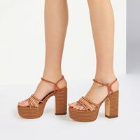 Sandales pour femmes à talon plateforme enveloppé de corde de chanvre avec lanières de cheville personnalisées à la mode élégante de style rétro décoration en diamant à bout ouvert