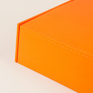 Caja de regalo personalizada Cheng Cai con tapa abatible estilo libro magnético con inserto de espuma para embalaje de recuerdos - Product Image 2