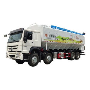 Camión Cisterna HOWO 8X4 de 25 Toneladas y 40 m³ de Gran Capacidad para Alimentación a Granel con Sistema de Descarga Rápida para Granjas Avícolas - Product Image 4