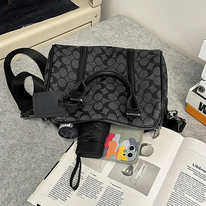 <span class=keywords><strong>Sac</strong></span> bandoulière unisexe en <span class=keywords><strong>cuir</strong></span> PU, <span class=keywords><strong>sac</strong></span> messager, <span class=keywords><strong>sac</strong></span> à bandoulière pour femmes et hommes - Product Image 6