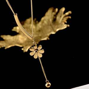 Novirassine Hot Flower Collarbone Banhado A Ouro Colar De Pingente De Aço Inoxidável Jóias De Moda para As Mulheres - Product Image 4