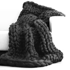 Chunky knit big blanket 100% acrylic custom throw sofa throw for home decor