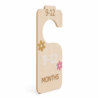 Lot de 8 magnifiques cintres en bois double face pour vêtements de bébé, organisateur de taille pour décoration de chambre d'enfant style bohème