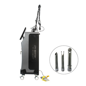 Appareil de beauté au laser CO2 fractionné pour le raffermissement de la peau avec tête fractionnée, tête à impulsions ultra-rapides et tête de blanchiment vaginal - Product Image 3