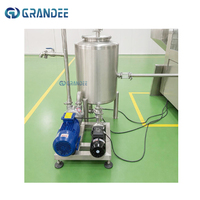 Ligne de production automatique de remplissage de liquides (cider de pomme, vinaigre balsamique) à 18 têtes, 8000 BPH