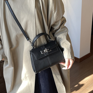 Sac fourre-tout décontracté en PU, Nouveauté 2025, Couleur unie, Design de niche, Quotidien, pour femme, Bandoulière amovible, Portable, Durable.9932 - Product Image 4