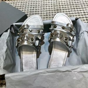 High Quality Fashion Summer New Metal Rivet <b>Slippers</b> Anti Slippery Two Strap Flip-flops Soft <b>Thick</b> <b>Sole</b> Women's Slides - Product Image 1