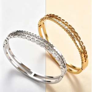Bracelet en acier inoxydable CZ pour femme, couleur or et argent, bracelet ovale en cristal de luxe, étanche, bijoux de mariage et de fête pour un usage quotidien - Product Image 6