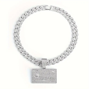 VOAINO Ciondolo Hiphop Tempestato di Diamanti a Forma di Carta di Credito in Oro 9K 14K 18K Gioielli Hip Hop Ciondolo Personalizzato da Uomo Idea Regalo - Product Image 1