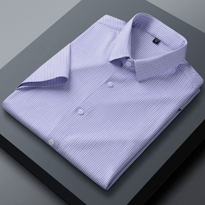 Camicia a maniche corte elasticizzata, senza pieghe, senza stiratura, a righe o quadri, elegante, da lavoro, estiva, versatile, da uomo. - Product Image 4