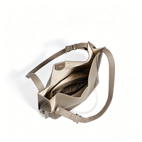 Sacs échantillons gratuits, support OEM/ODM, sac fourre-tout pour femme en cuir kaki avec bandoulière réglable, pour le shopping décontracté
