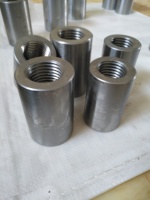 Manchon de raccordement durable pour barres d'armature en acier, pour la construction et les bâtiments de bureaux