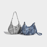 Sac croissant en jean 2023, nouvelle collection, sac à bandoulière chic et original pour femme, style niche haut de gamme